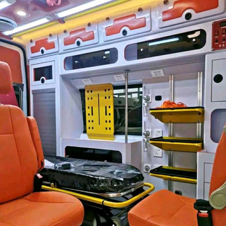 江山长途救护车护送病人租赁价格